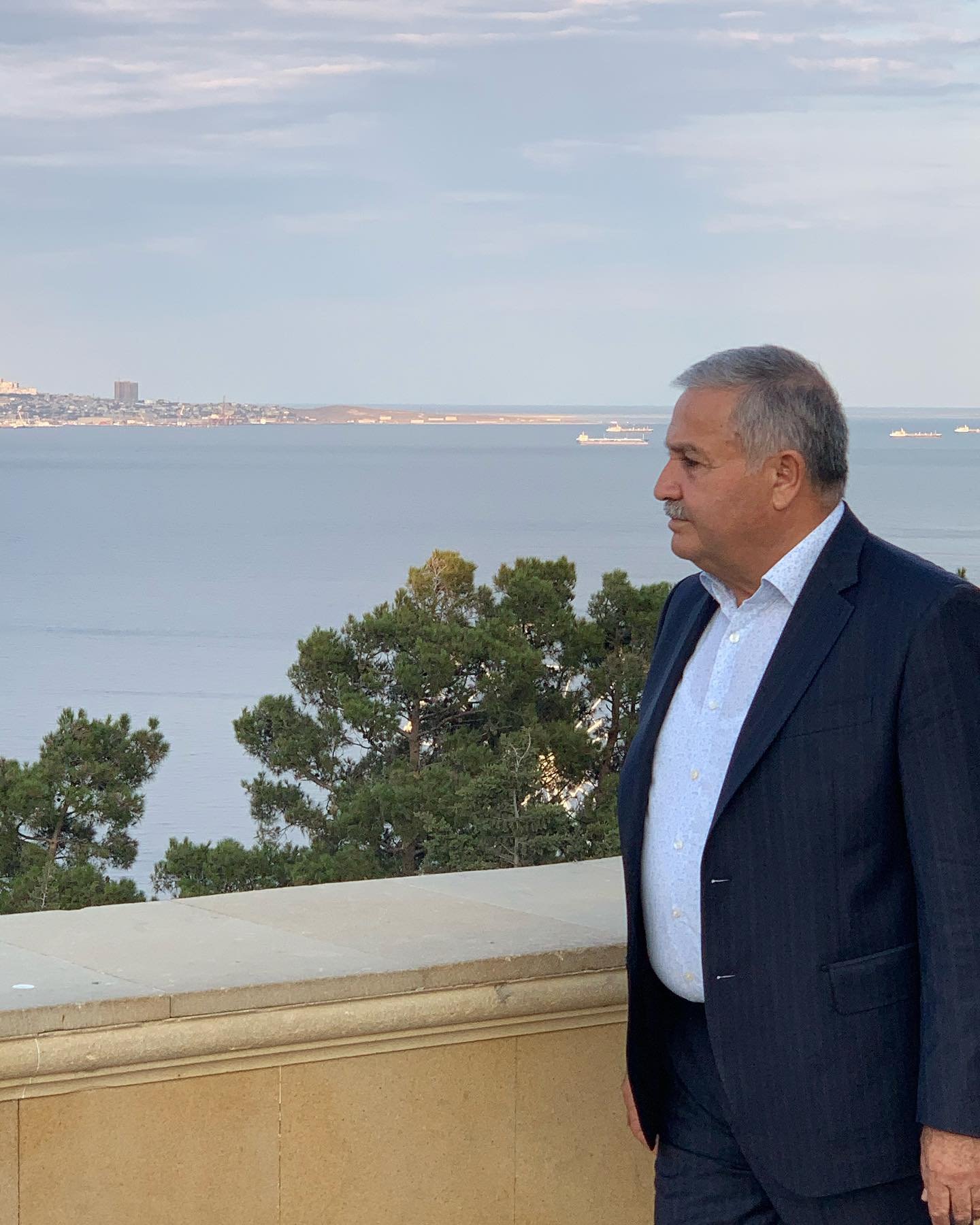 Sənətin Sədaqətli Səsi: Respublikanın Əməkdar Artisti Yusif Mustafayev